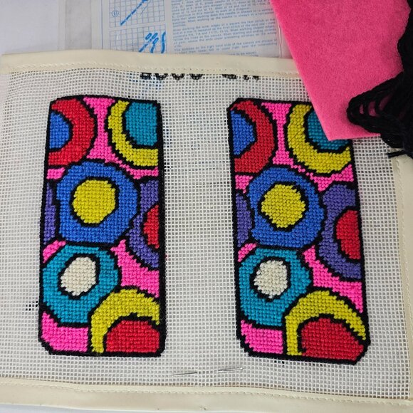 Vintage Spinnerin Needlepoint Eyeglass Case Kit Completed Ready To Put Together - Picture 2 of 8